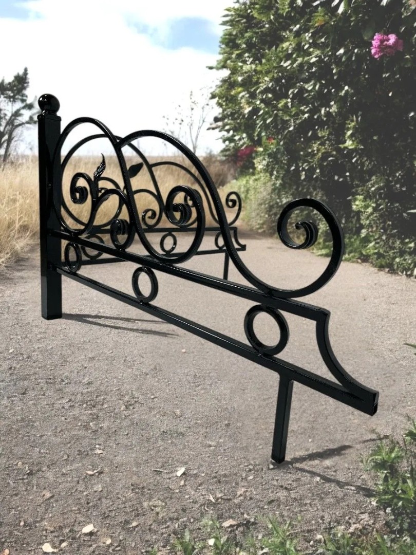 Уголок на кладбище №3, 1 шт. 86х86х55 см - фото 10